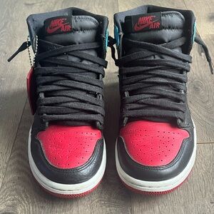 Jordan 1 high unc to chi